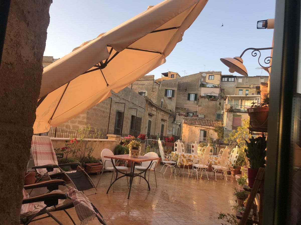 B&B Batarà - La Terrazza del Centro Agrigento Exterior foto